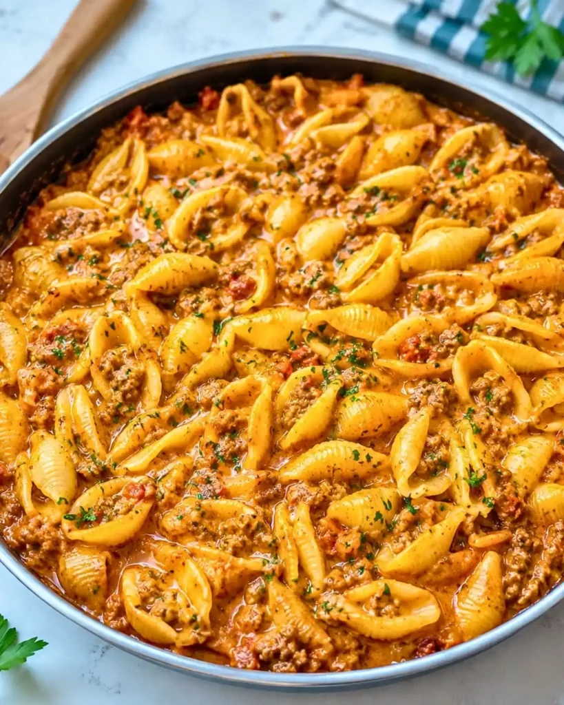 Creamy Beef and Shells: A Sweet and Savory Comfort Food Favorite